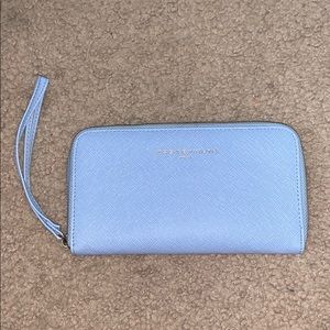portable charger wallet